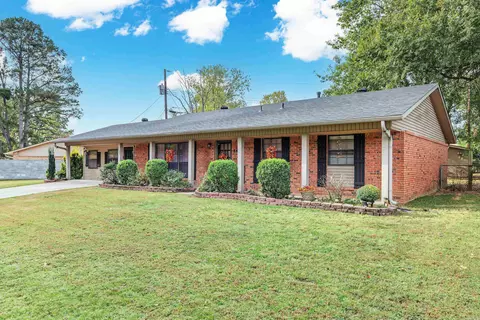 8609 Northgate Dr, Sherwood, AR 72120