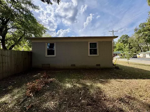 Exterior - 1315 E River Ave, Searcy, AR 72143 photo 9 of 9
