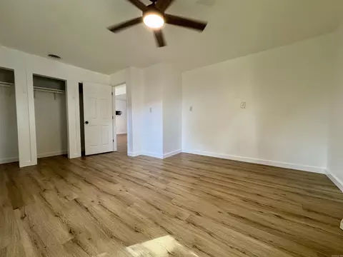 Bedroom - 1315 E River Ave, Searcy, AR 72143 photo 2 of 6