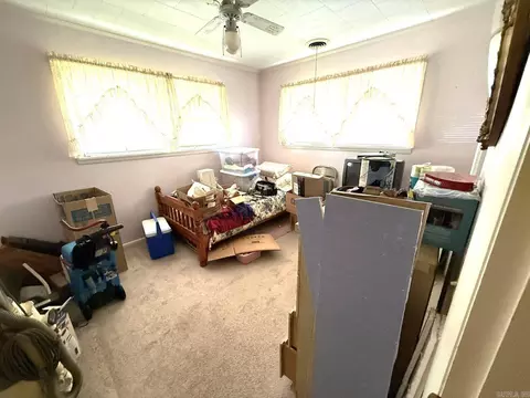 Bedroom - 1602 E Main St, Mountain View, AR 72560 photo 1 of 7