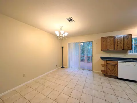 Dining - 205 Bixler, Mena, AR 71953 photo 1 of 1