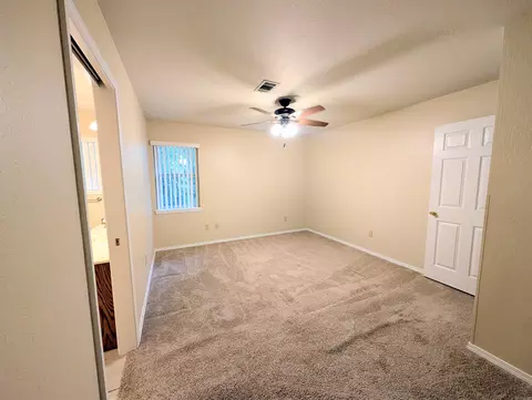 Bedroom - 205 Bixler, Mena, AR 71953 photo 3 of 5