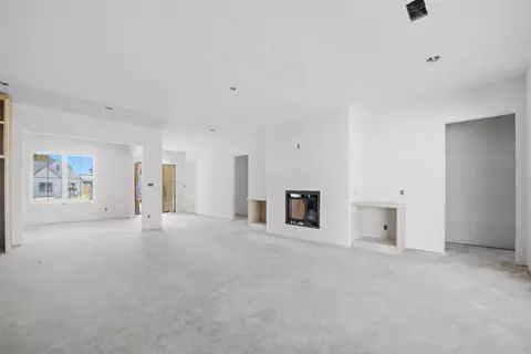 Living - 7017 Star Dust Ln, Benton, AR 72019 photo 5 of 8
