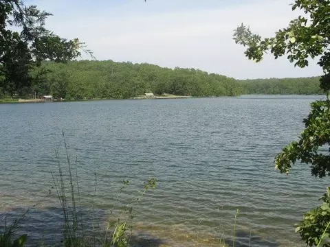Pinal Circle, Cherokee Village, AR 72529