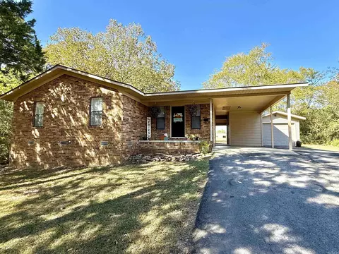 706 W Pine St, Heber Springs, AR 72543