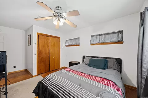 Bedroom - 210 W Blake H Ln, Beebe, AR 72012 photo 4 of 6