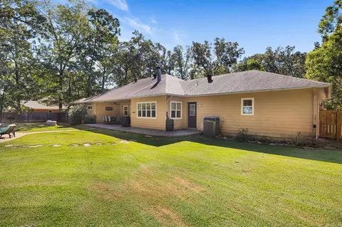 Exterior - 210 W Blake H Ln, Beebe, AR 72012 photo 9 of 12