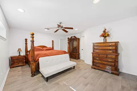 Bedroom - 210 W Blake H Ln, Beebe, AR 72012 photo 2 of 6
