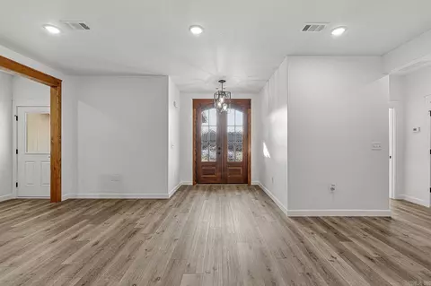 Entry Way - 149 Nelson Cir, Trumann, AR 72472 photo 1 of 2