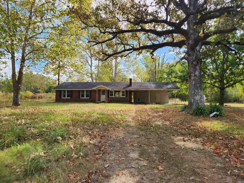 2638 Garnett Rd, Star City, AR 71667