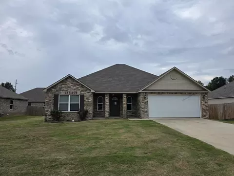 5702 Wendy St, Paragould, AR 72450