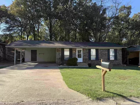 2012 Buffalo Trl, North Little Rock, AR 72118