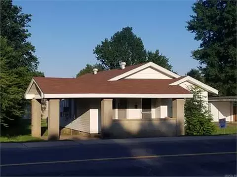 319 S Rogers St, Clarksville, AR 72830