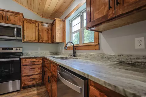 Kitchen - 118 Anderson Loop, Amity, AR 71921 photo 5 of 7