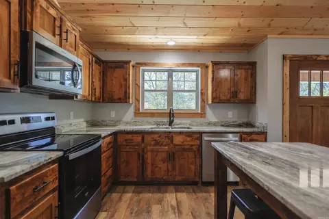 Kitchen - 118 Anderson Loop, Amity, AR 71921 photo 3 of 7