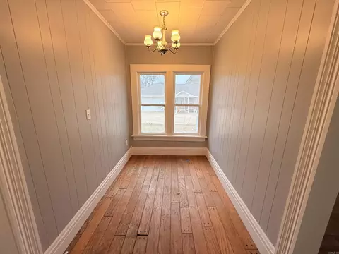 Entry Way - 404 Turner St, Warren, AR 71671 photo 2 of 2