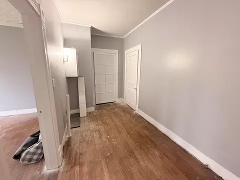 Entry Way - 404 Turner St, Warren, AR 71671 photo 1 of 2
