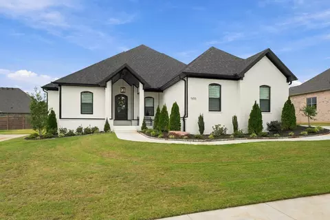 Exterior - 1655 Nantucket Dr, Conway, AR 72034 photo 7 of 9