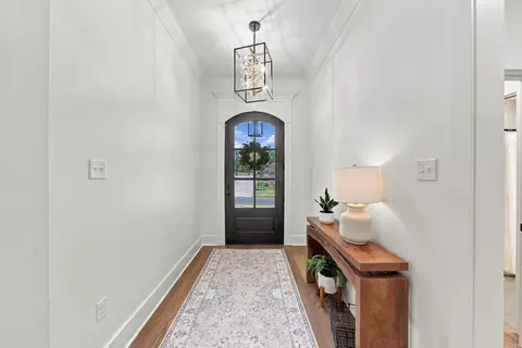 Entry Way - 1655 Nantucket Dr, Conway, AR 72034 photo 2 of 2
