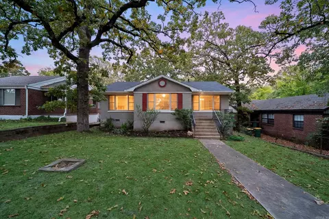 123 Crestview Dr, North Little Rock, AR 72116