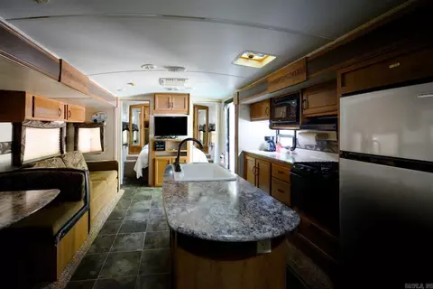 Kitchen - 5549 Highway 8e, Mena, AR 71953 photo 2 of 3