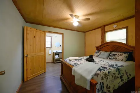 Bedroom - 5549 Highway 8e, Mena, AR 71953 photo 3 of 5