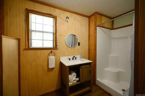 Bath - 5549 Highway 8e, Mena, AR 71953 photo 3 of 5