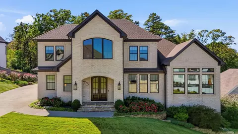 73 Falstone Dr, Little Rock, AR 72223