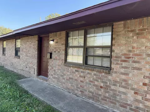 Exterior - 511 E Washington St, Hazen, AR 72064 photo 2 of 7