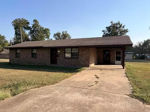 Exterior - 511 E Washington St, Hazen, AR 72064 photo 7 of 7