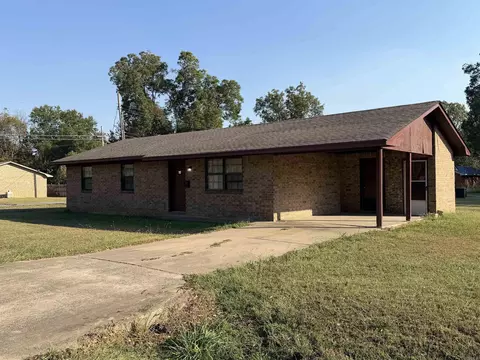 Exterior - 511 E Washington St, Hazen, AR 72064 photo 5 of 7