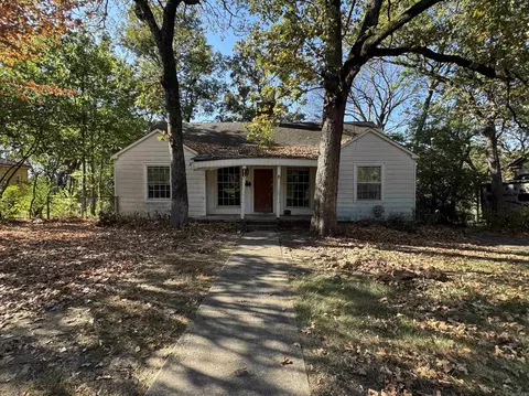3619 Ridge Rd, North Little Rock, AR 72116