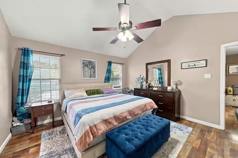 Bedroom - 13624 Dynasty Dr, Alexander, AR 72002 photo 2 of 5
