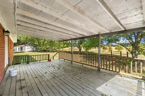 Exterior - 1664 Edgemont Rd, Quitman, AR 72131 photo 3 of 7