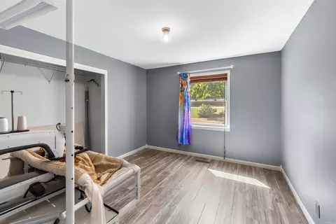 Bedroom - 1664 Edgemont Rd, Quitman, AR 72131 photo 2 of 2