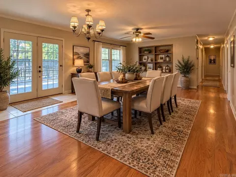 Dining - 71 Mohawk Dr, Searcy, AR 72143 photo 1 of 1