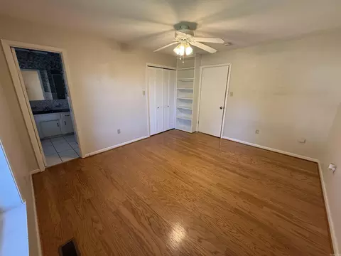 Bedroom - 71 Mohawk Dr, Searcy, AR 72143 photo 3 of 4