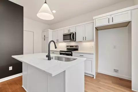 Kitchen - 320 E 24th St, Little Rock, AR 72206 photo 2 of 4