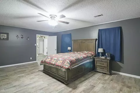 Bedroom - 421 Byrn Ln, Trumann, AR 72472 photo 2 of 7