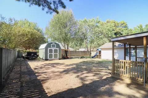 Exterior - 421 Byrn Ln, Trumann, AR 72472 photo 4 of 8