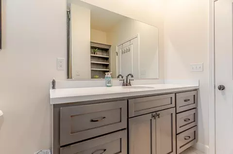 Bath - 202 Baker St, Bay, AR 72411 photo 5 of 6