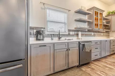 Kitchen - 202 Baker St, Bay, AR 72411 photo 5 of 7