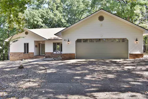 21 Ampolla Ln, Hot Springs Village, AR 71909