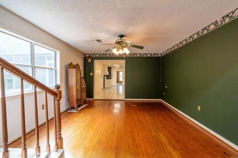 Living - 27 Acklin Gap Rd, Conway, AR 72032 photo 5 of 5