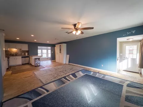 Living - 102 Brungardt Dr, Cabot, AR 72023 photo 2 of 4