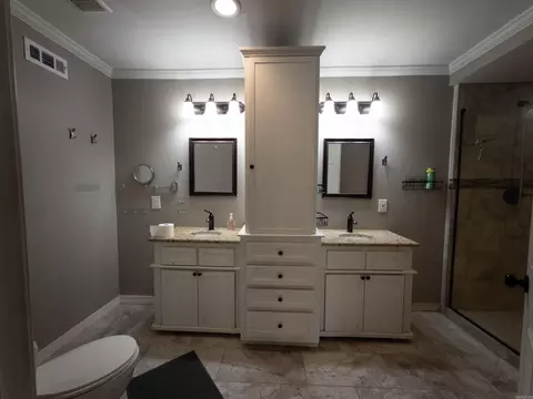 Bath - 102 Brungardt Dr, Cabot, AR 72023 photo 1 of 8