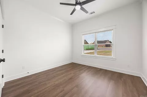 Bedroom - 125 Michael Dr, Beebe, AR 72012 photo 4 of 5