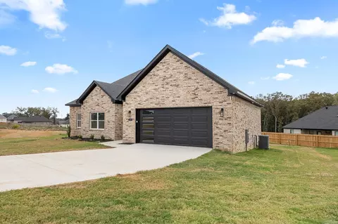 Exterior - 125 Michael Dr, Beebe, AR 72012 photo 3 of 5