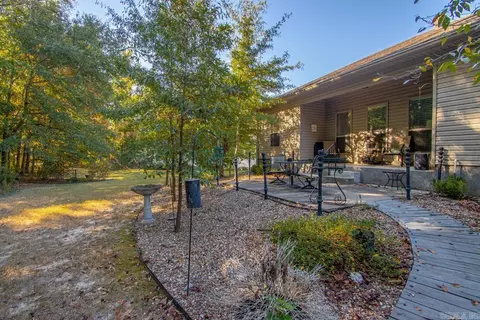 Exterior - 126 Madrid Dr, Benton, AR 72015 photo 7 of 13