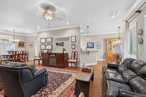 Living - 126 Madrid Dr, Benton, AR 72015 photo 2 of 2